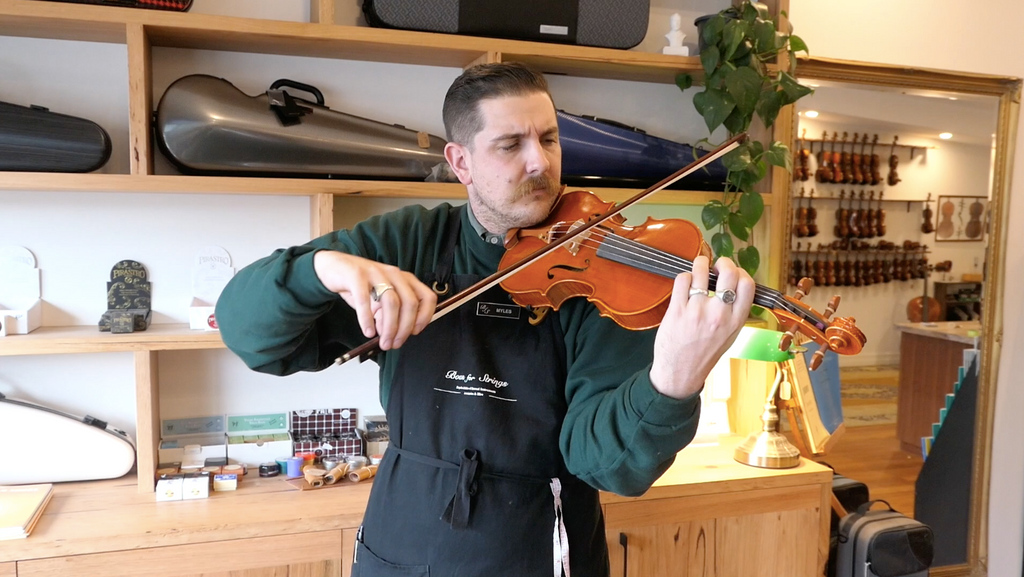 Video: Piero Virdis violin demonstration