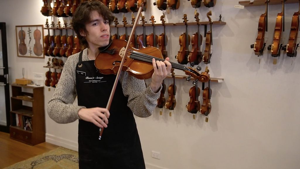 Video: Wonderful sounding German Ernst Heinrich Roth #71 Viola